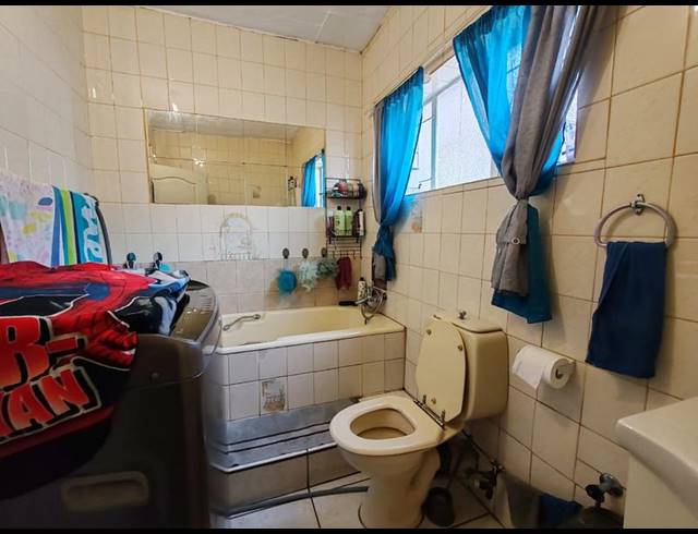 5 BEDROOM HOUSE FOR SALE IN PRETORIA GARDENS